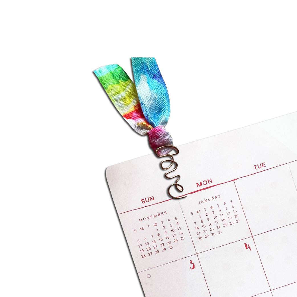 Others - Rose Gold Love Lettering